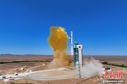 抽签看事我国首颗地球物理场探测业务卫星“张衡一号”02星成功发射